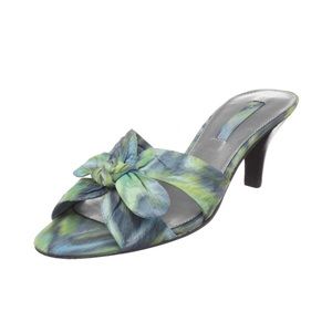 Bandolino “Quelinda” kitten heel sandal